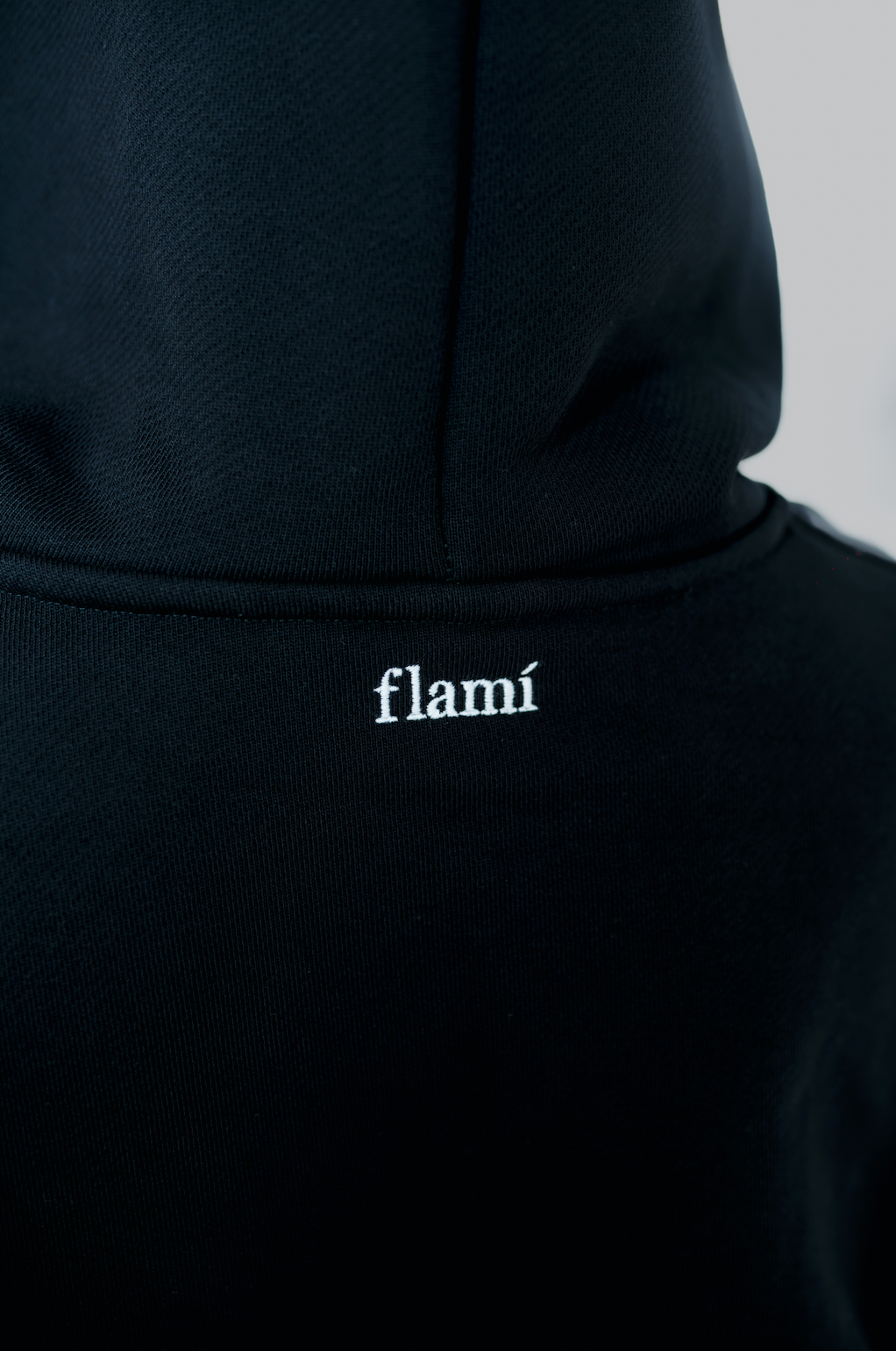Oversized Hoodie Zipper - Black on Black