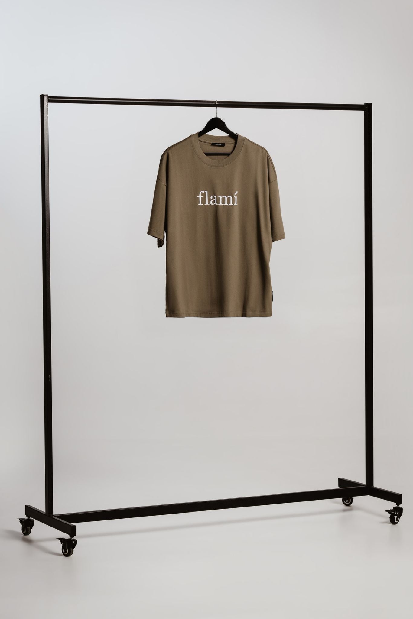 T-Shirt Brown White